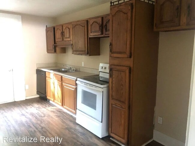 Photo - 1905 Pake Ave