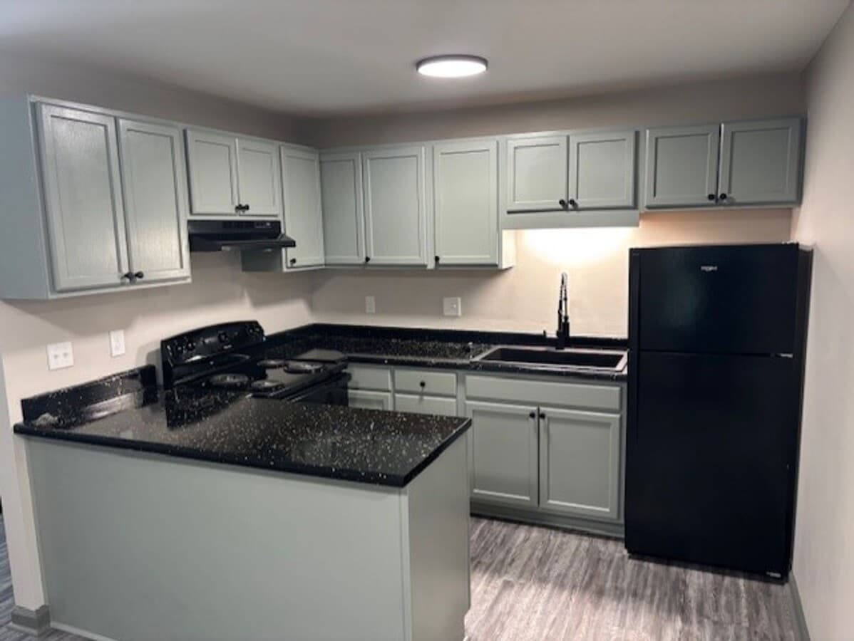 Camden Pointe Apartments - Camden Pointe Apartments Unit 600 K