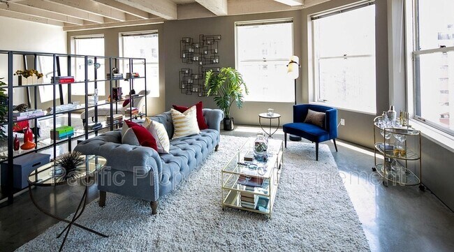 Photo - 411 W 5th St Unit 940