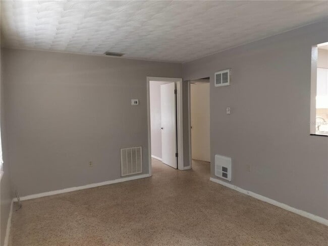 Photo - 215 Lark Ave