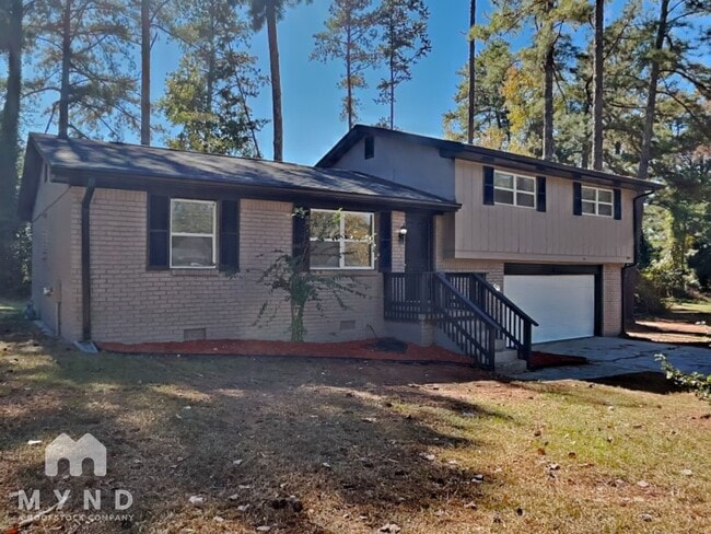 Building Photo - 2945 Botany Dr