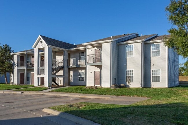 Cottonwood Apartment Homes - Cottonwood Apartment Homes