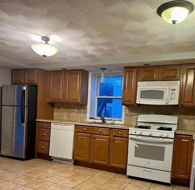 Photo - 296 Revere St Unit 2