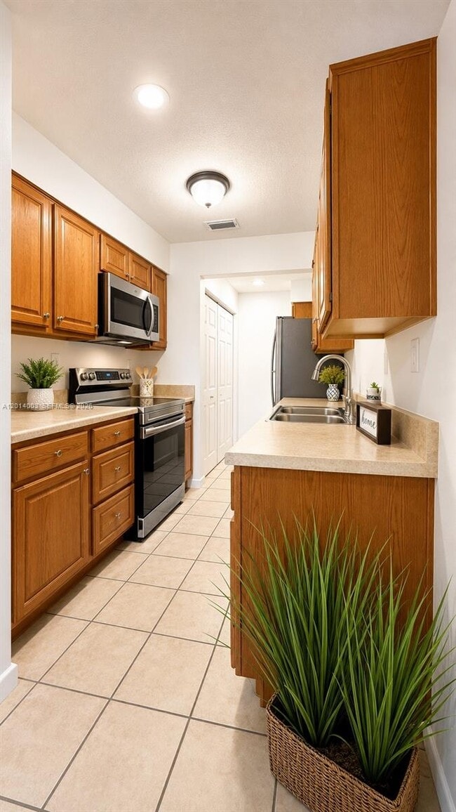 Photo - 953 SW 16th St Unit -