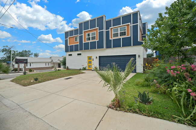 Photo - 827 S Palmetto Ave Casa