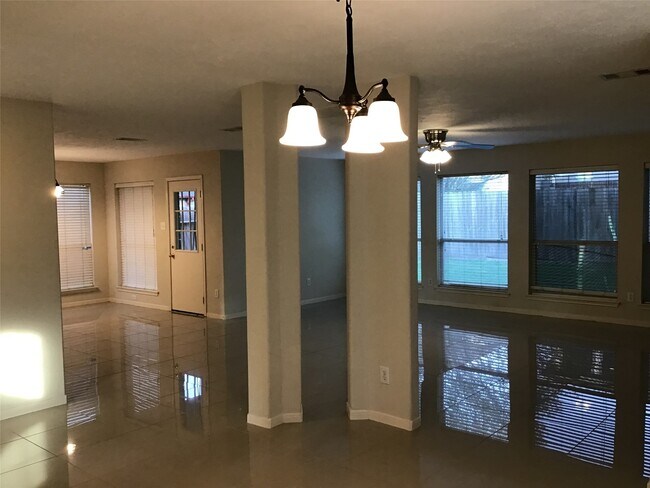 Photo - 19818 Twisted Creek Dr