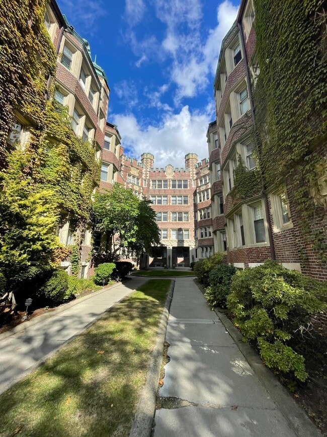 Photo - 10 Dana St Unit 14