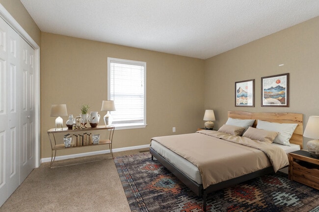 Photo - Woodland Manor Condominiums