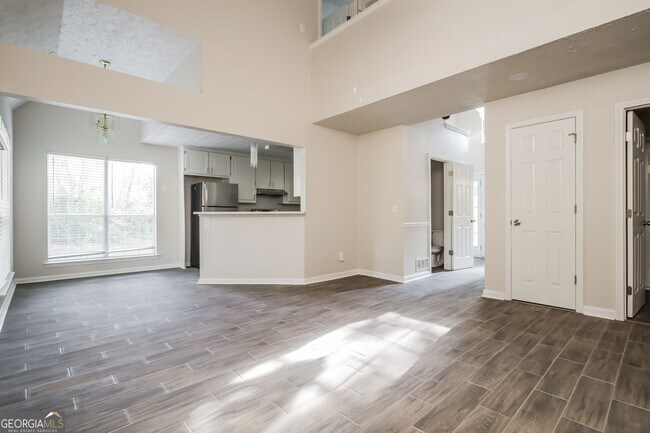 Photo - 242 Fairview Point