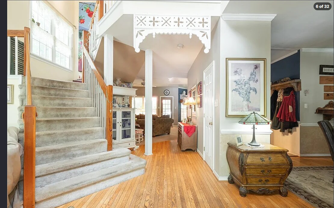 Photo - 8531 Hillcreek Dr