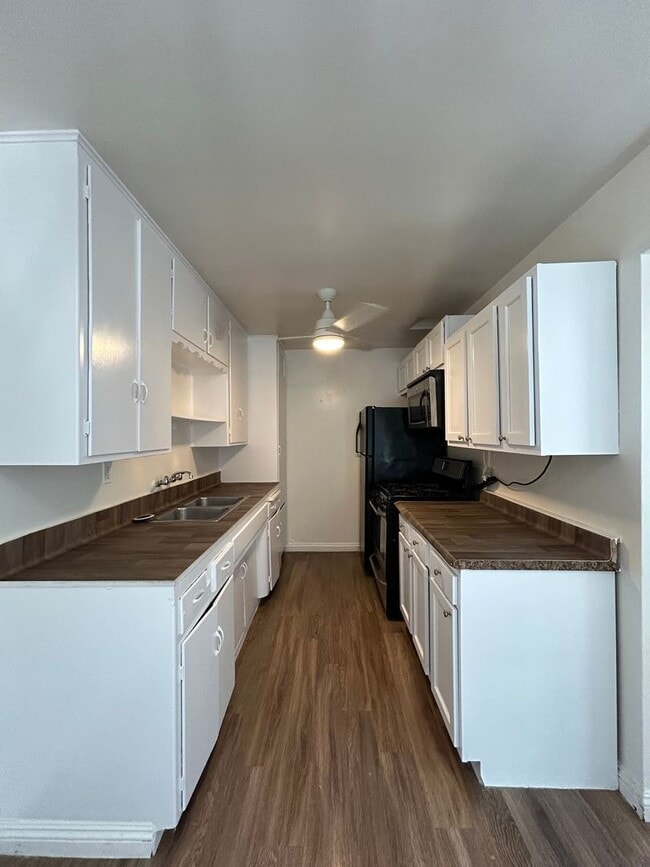 Photo - 931-933 Florida Unit 933