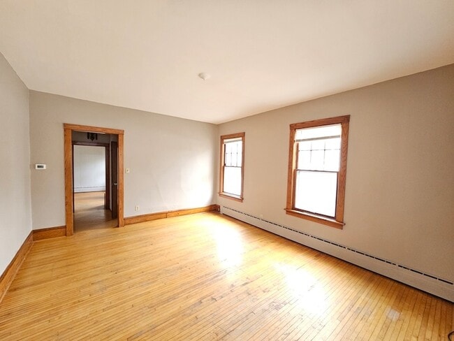 Photo - 211 Edwards Ave Unit 1