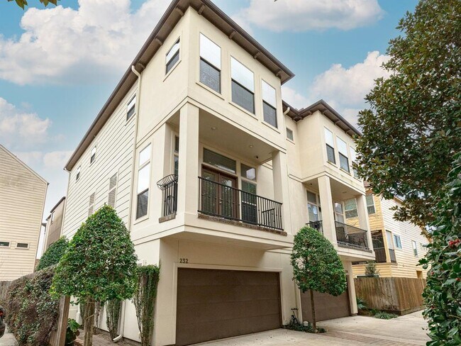 Photo - 232 Detering St Condo