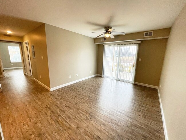 Photo - Silver Creek Apartments Unit 3305-101