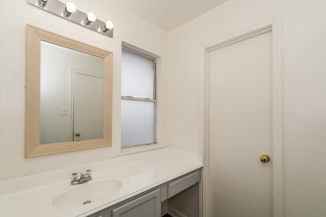 Photo - 8735 Texas Acorn Ave