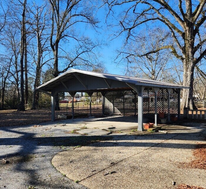 Photo - Charming One-Level Home in Columbiana!