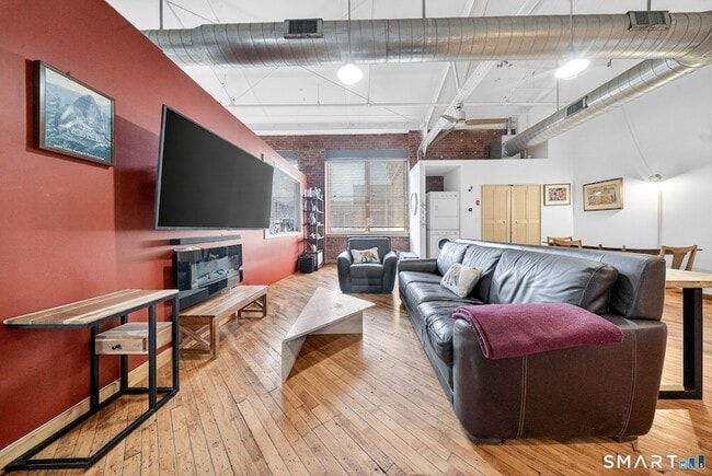 Photo - 325 Lafayette St Unit 8309