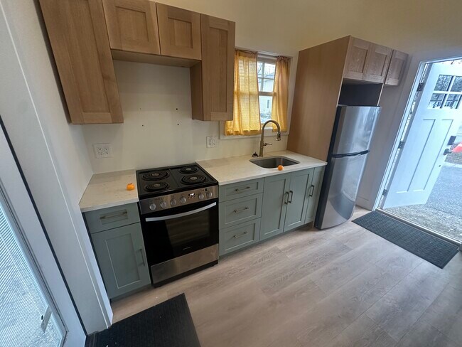 Photo - 102 Saco Ave Unit 1