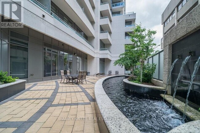 Photo - 736 Spadina Ave. Unité 1306