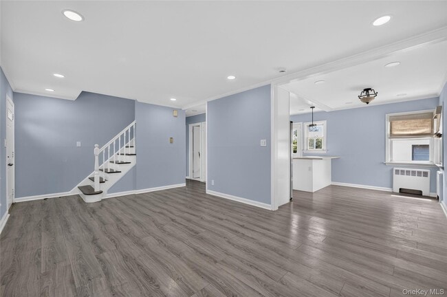 Photo - 121 Sheridan Ave