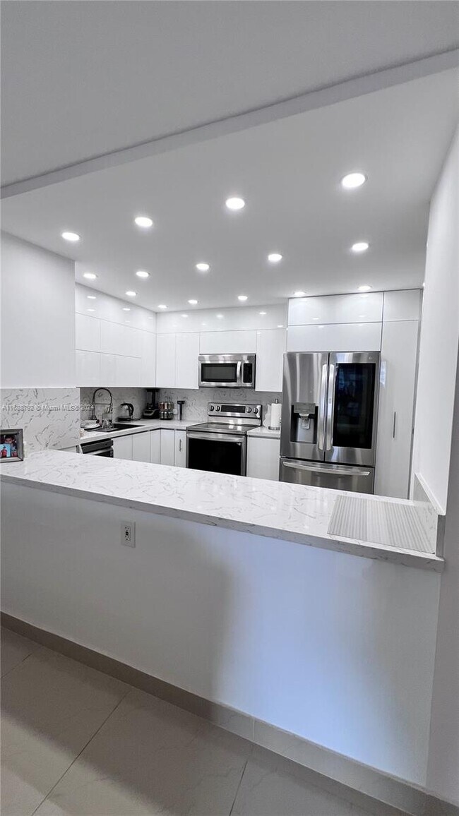Photo - 2801 NE 183rd St Unit #1606W