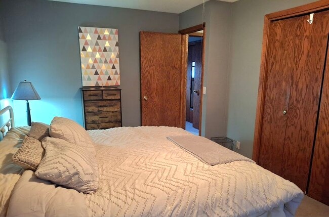 Photo - 2828 Saturn Ave Unit Upper