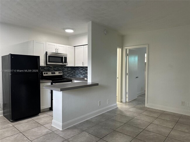 Photo - 840 NE 17th Terrace Unit 3