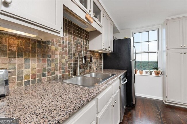 Photo - 199 14th St NE Unidad APT 1805