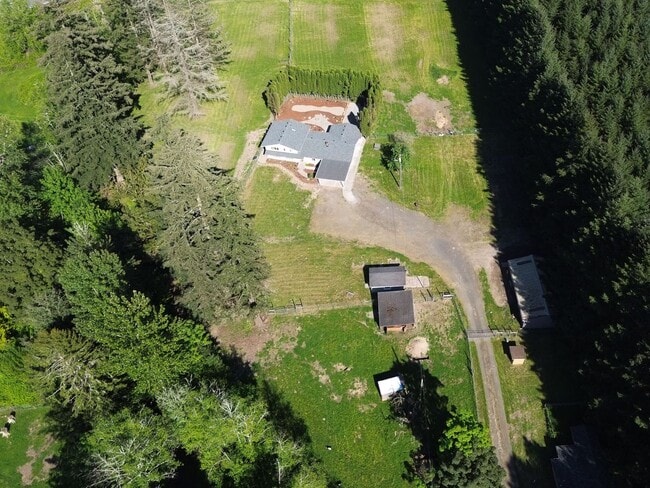 Photo - Rare 6 Bedroom Country Ranch Home – Dream Come True!