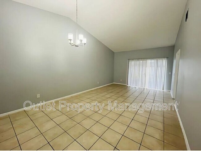 Photo - 14796 Laguna Beach Cir