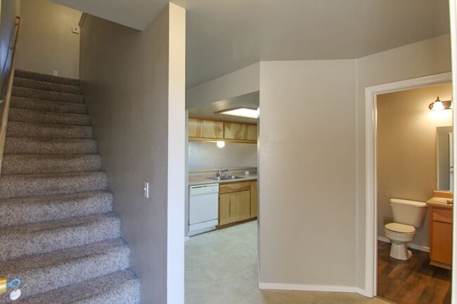 Photo - 1440 Serrano Pl Unit D