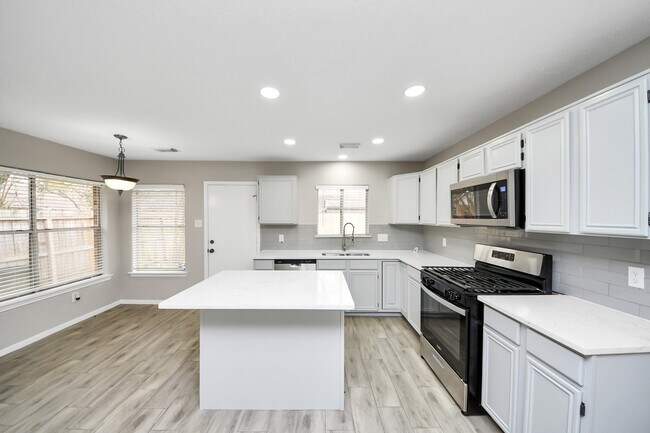 Photo - 4915 Pecan Grove Dr