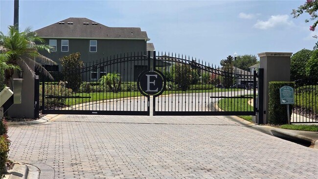 Photo - 8104 Pleasant Pine Cir