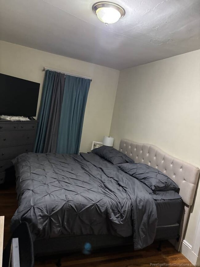 1142 River St Unit 2F
