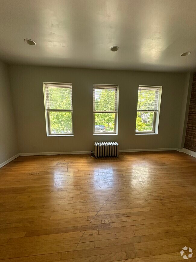 Building Photo - 4237 N Paulina St Unit 2BD Rental