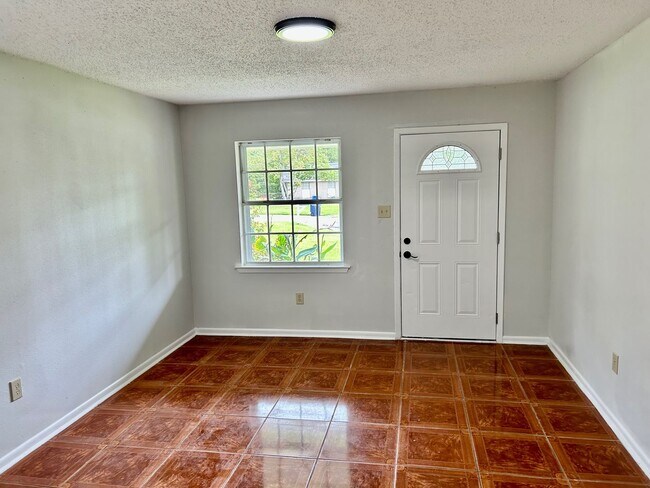 Photo - Orange Grove 3 Bedroom