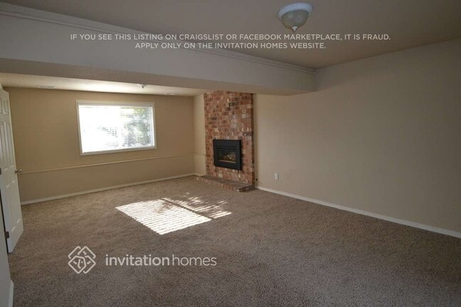 2401 66th Ave NE