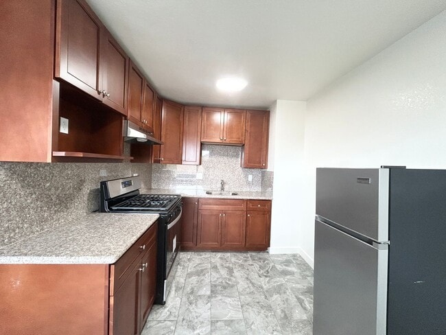 Photo - 3800 Waller Ave Unidad B