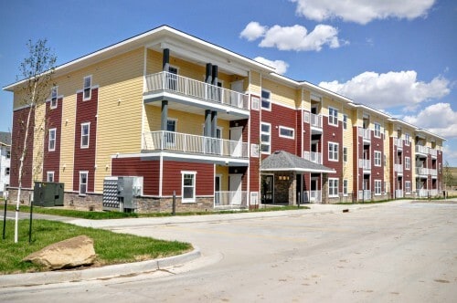 Emerald Ridge Apartment Complex