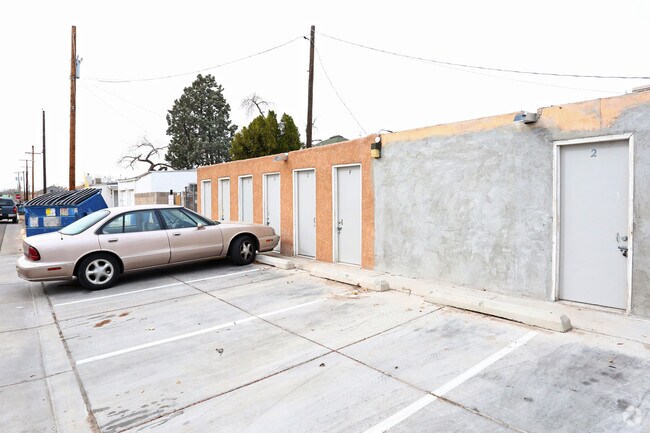 Photo - 902 Tijeras Ave NW