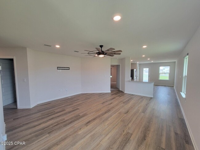 Photo - 6570 Atkins Rd