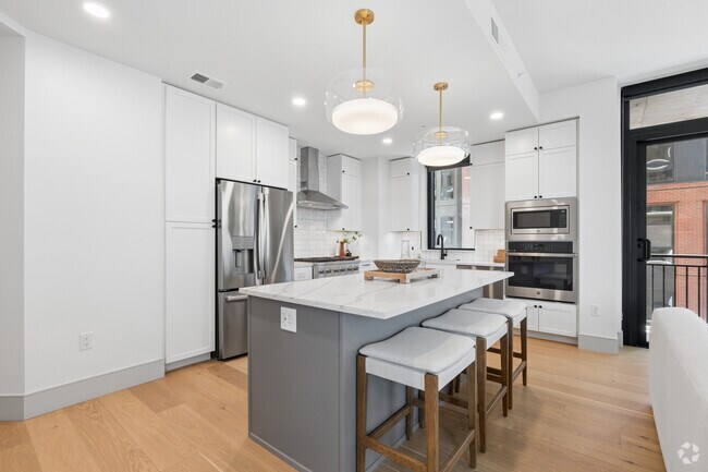 2BR, 2BA - 1,392SF - Kitchen - The Parson
