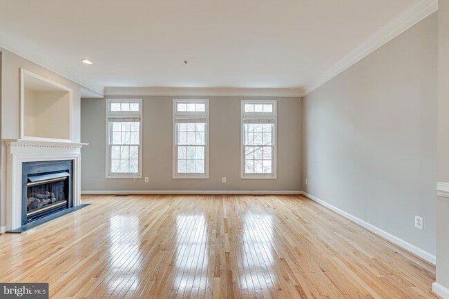 Photo - 8872 Ashgrove House Ln