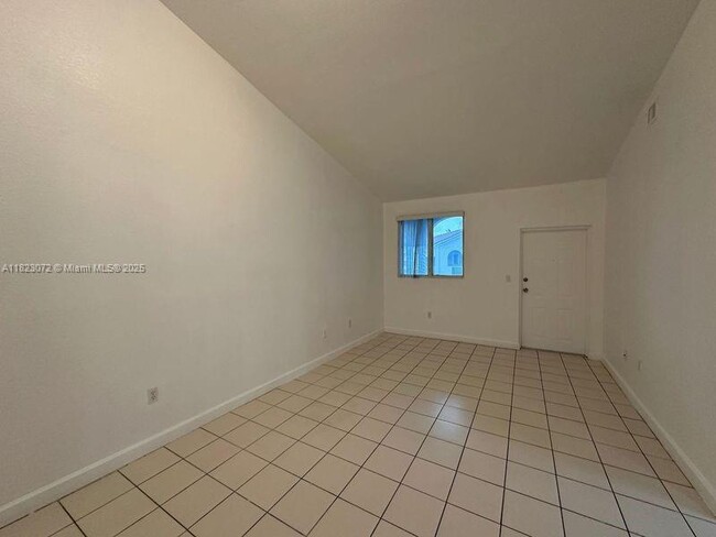 Photo - 1661 SE 29th Ct Unit 206