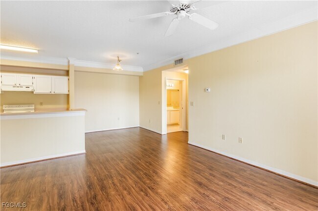 Photo - 11490 Villa Grand Unit 224