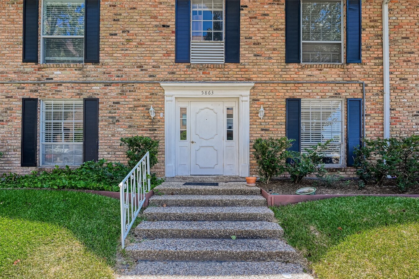 Photo - 5863 Inwood Dr Unit 5
