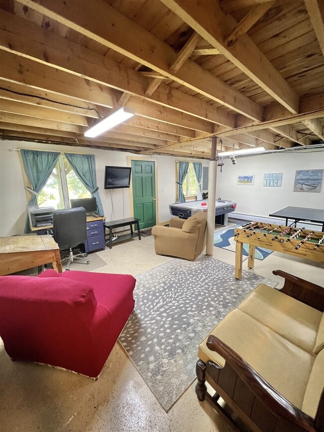 Building Photo - 28 Sebaik Rd Unit ID1255942P
