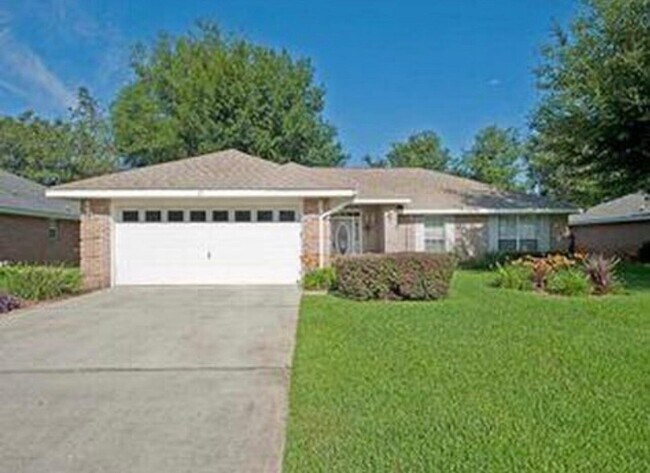 Building Photo - 15 Beacon Way