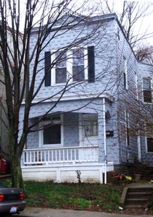 Building Photo - 2212 W Clifton Ave Rental