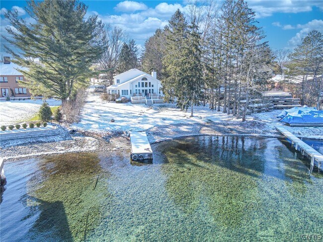 Photo - 1916 W Lake Rd